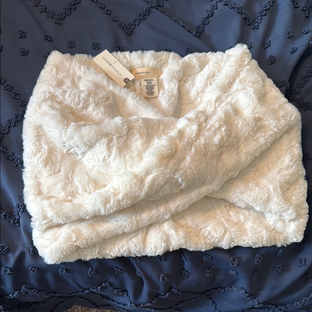 Anthropologie Cream Faux Fur Buff Infinity Scarf